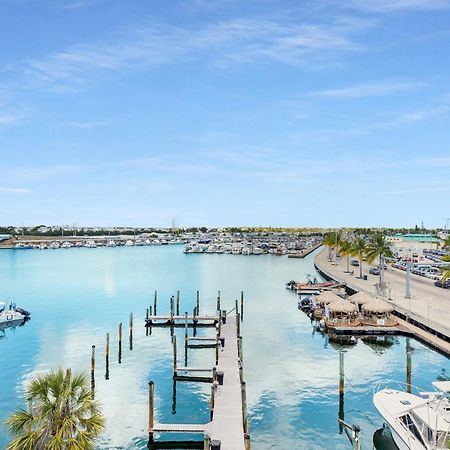 St Kitts - Downtown Waterfront Penthouse Pool Dock Parking Villa Key West Bagian luar foto