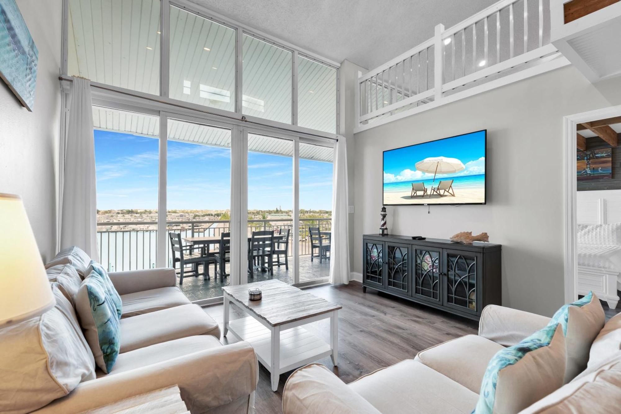 St Kitts - Downtown Waterfront Penthouse Pool Dock Parking Villa Key West Bagian luar foto