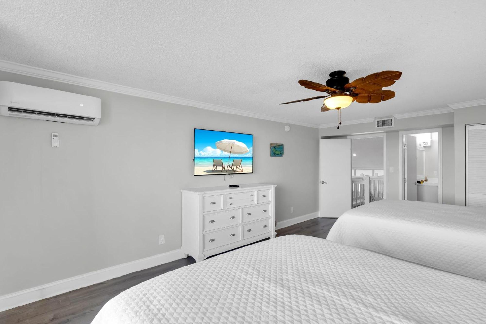 St Kitts - Downtown Waterfront Penthouse Pool Dock Parking Villa Key West Bagian luar foto