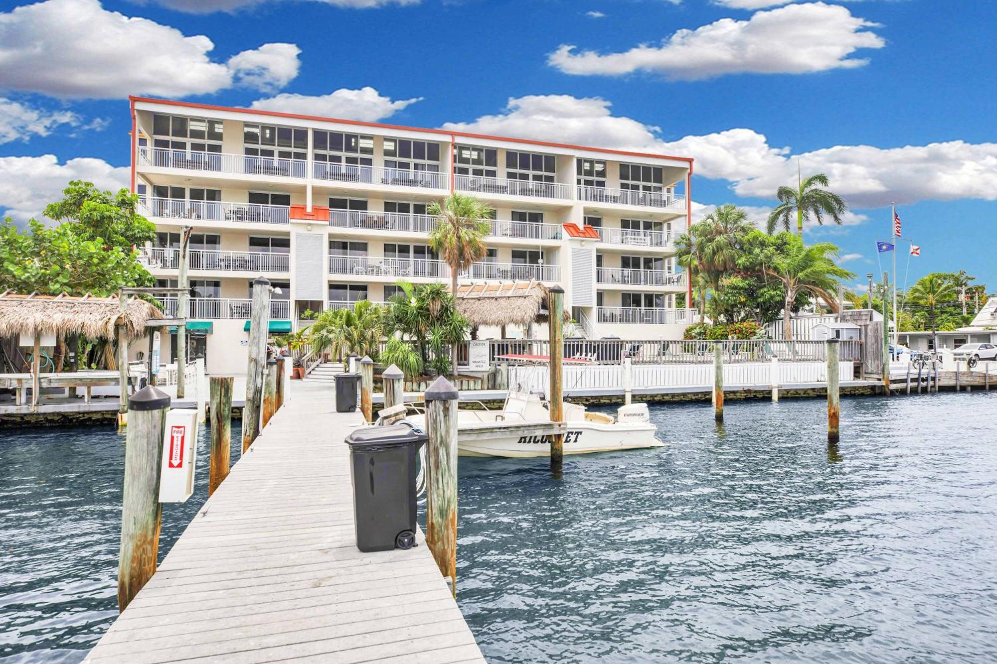 St Kitts - Downtown Waterfront Penthouse Pool Dock Parking Villa Key West Bagian luar foto